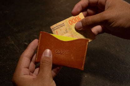 BILLETERA AMARILLO NEÓN